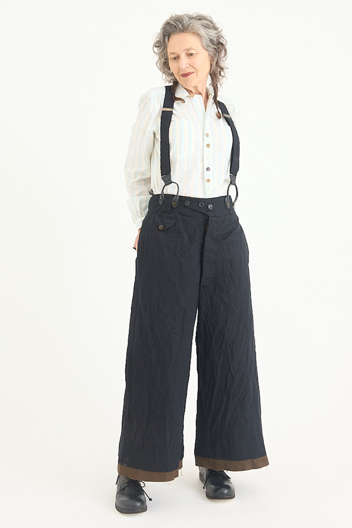 Archivio J. M. Ribot - Black Trousers