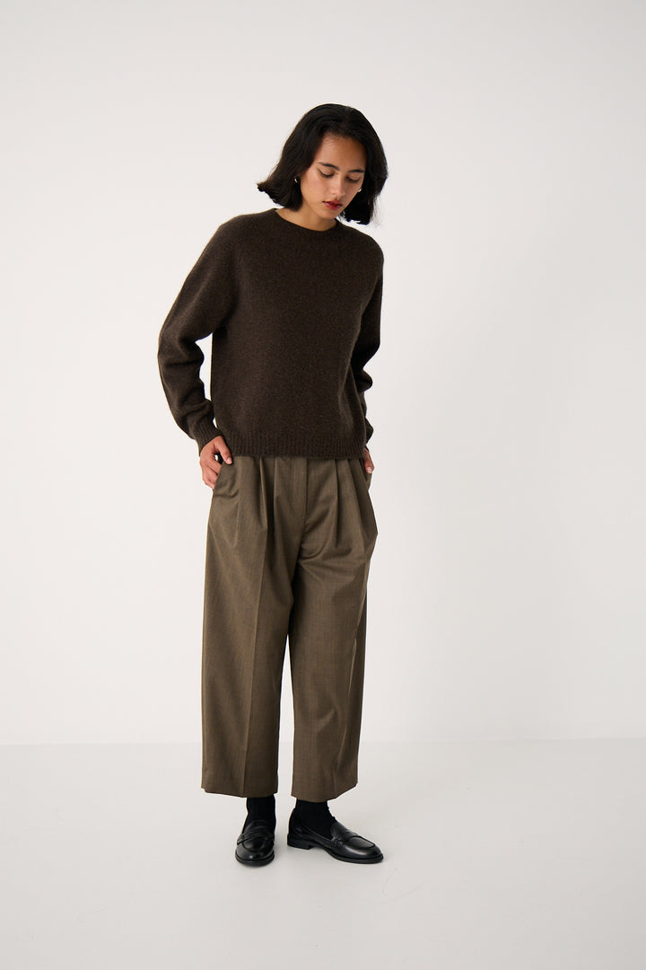 Francie - Nimbus Raglan Knit