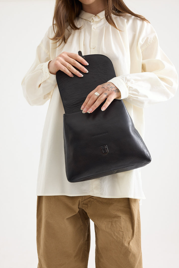Cherevichkiotvichki - Flat Small Lock Bag - Shoulder Handle