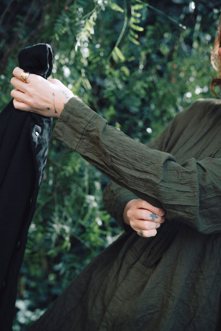 Pas de Calais - Brushed Crinkle Band Collar Shirt
