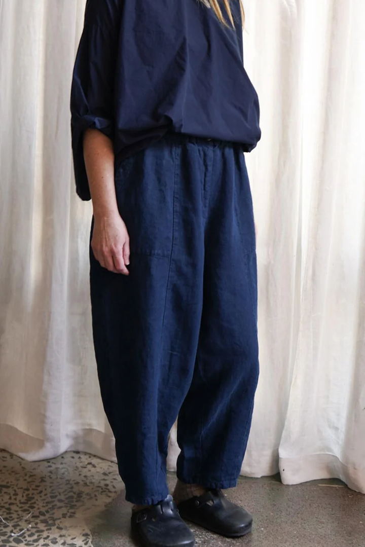 Metta - Frankie Peg Pant with Zipper - Mid Weight Linen