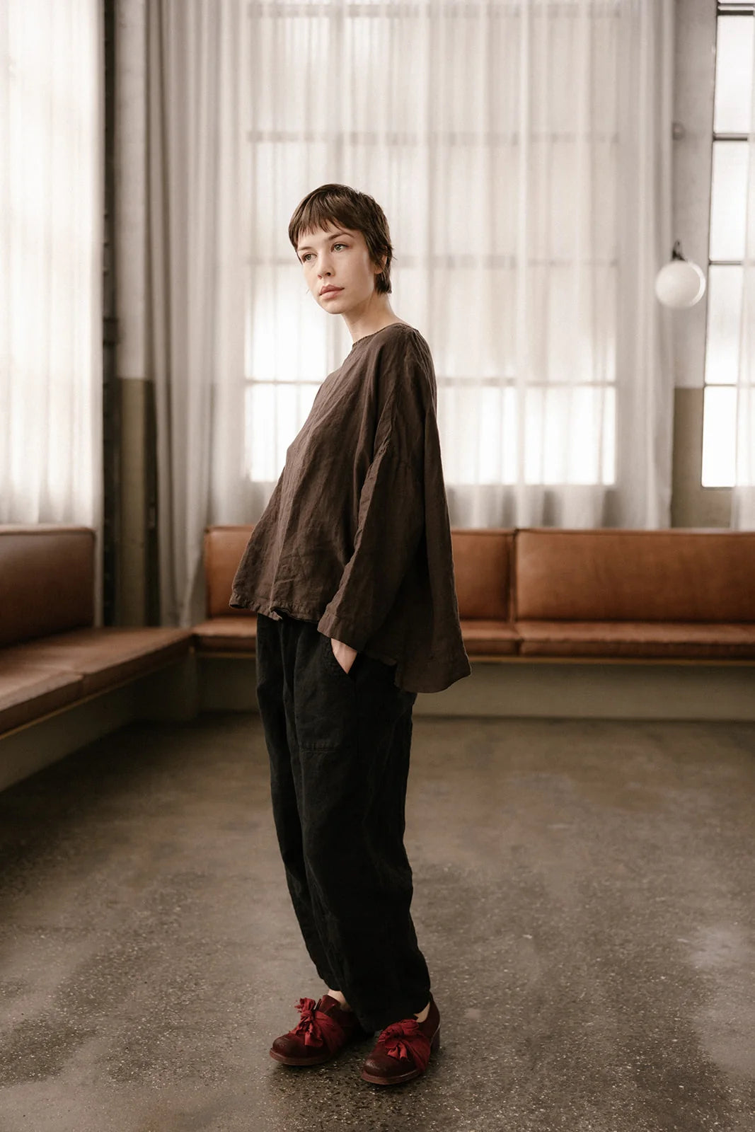 Metta - Frankie Peg Pant with Zipper - Mid Weight Linen