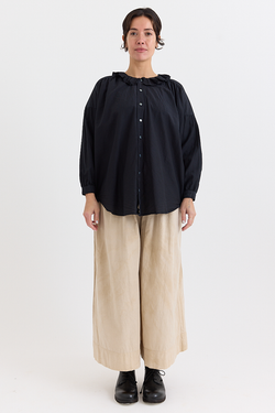 Gasa - Frilled Collar Blouse