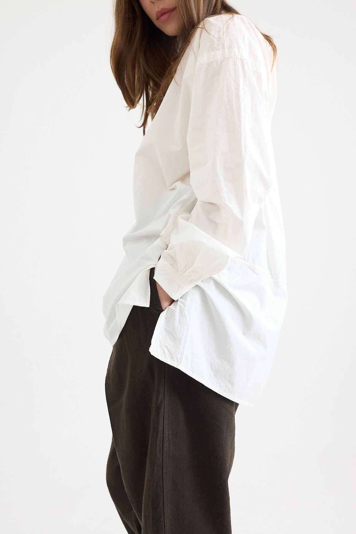 kaval wide gather blouse シャツ 別注 Stand collar wide long sleeve shirt (Medium linen gauze