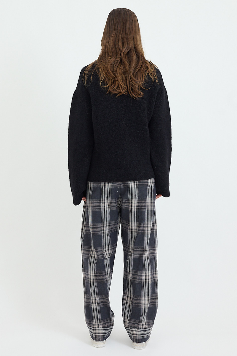 Lauren Manoogian - Vello Crewneck - Black