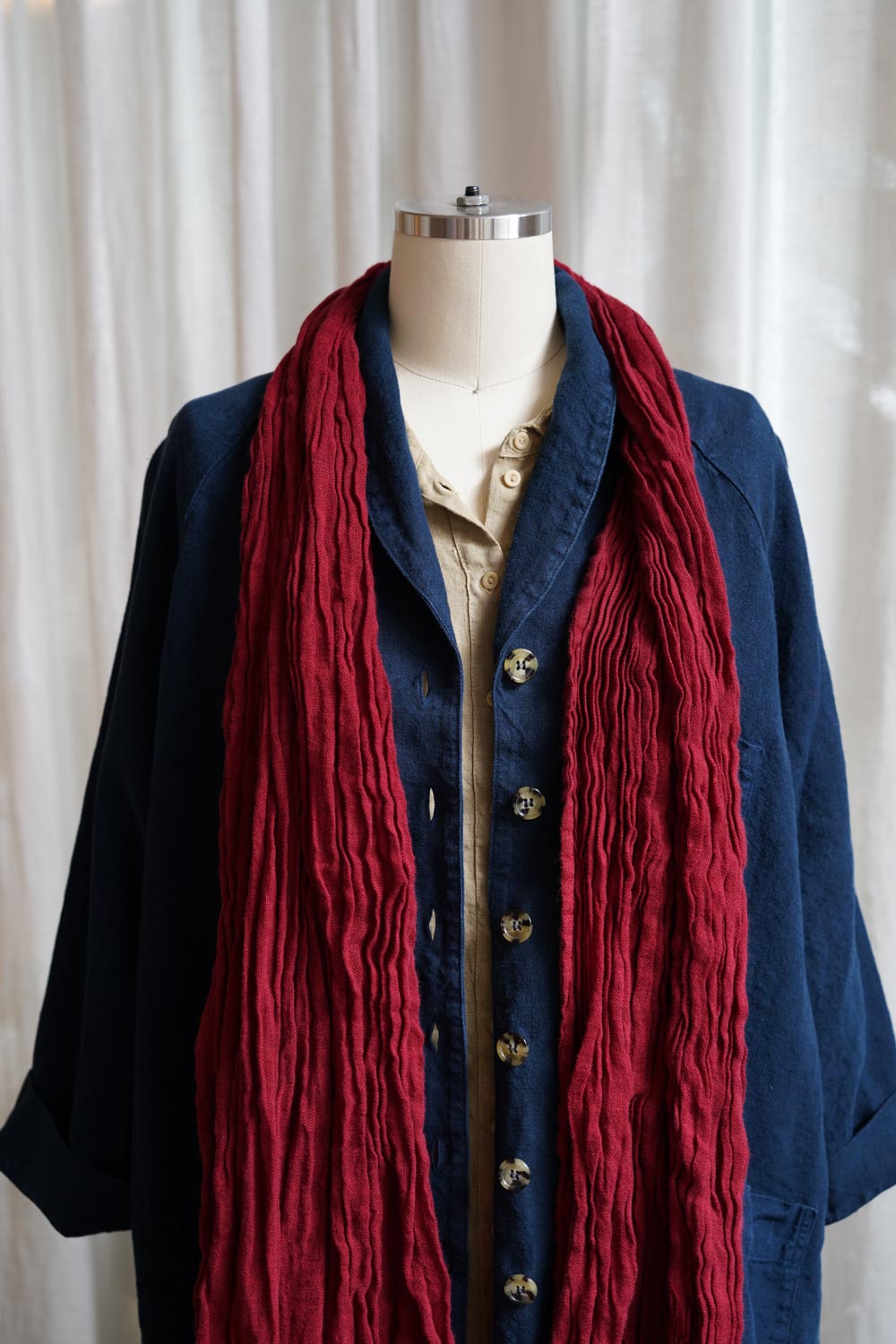 Metta - Classic Scarf - Soft Linen Gauze
