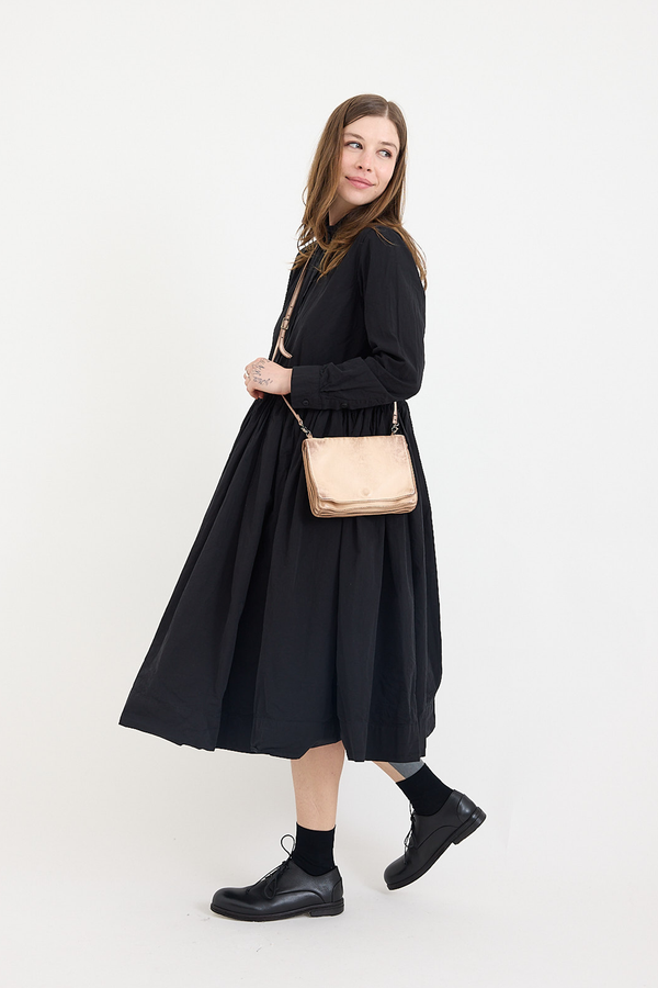 Numero 10 - Fiji Small Leather Bag / Sand