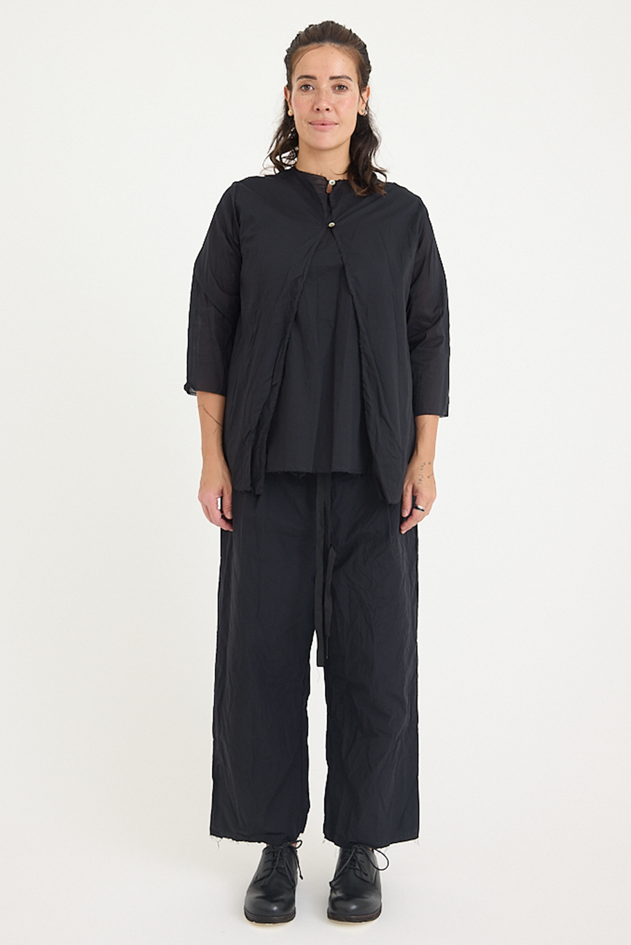 SCHA - Open Back 3/4 Sleeve Top