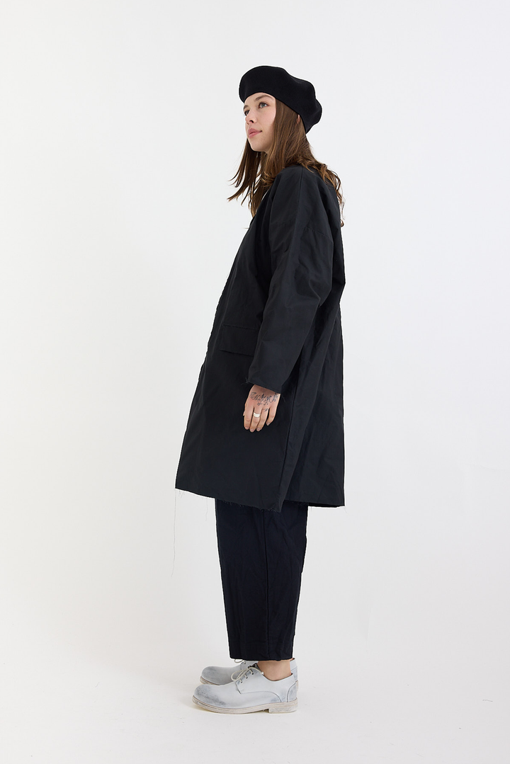 SCHA - Button-Down Volume Coat- Black