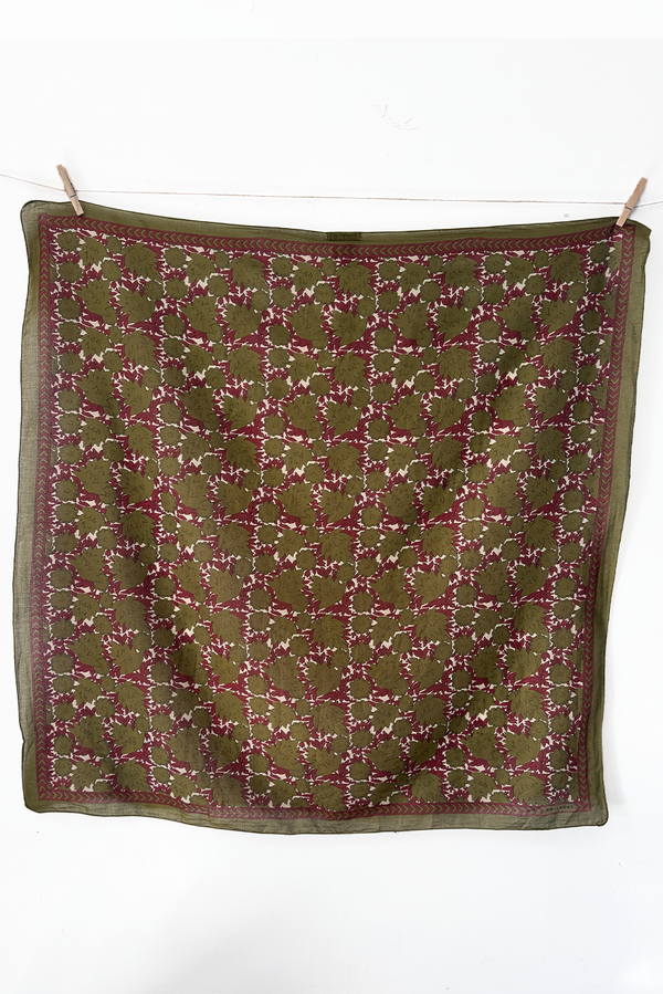 Moismont - Scarf No. 680