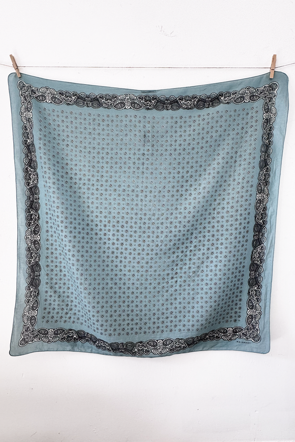 Moismont - Scarf No. 767