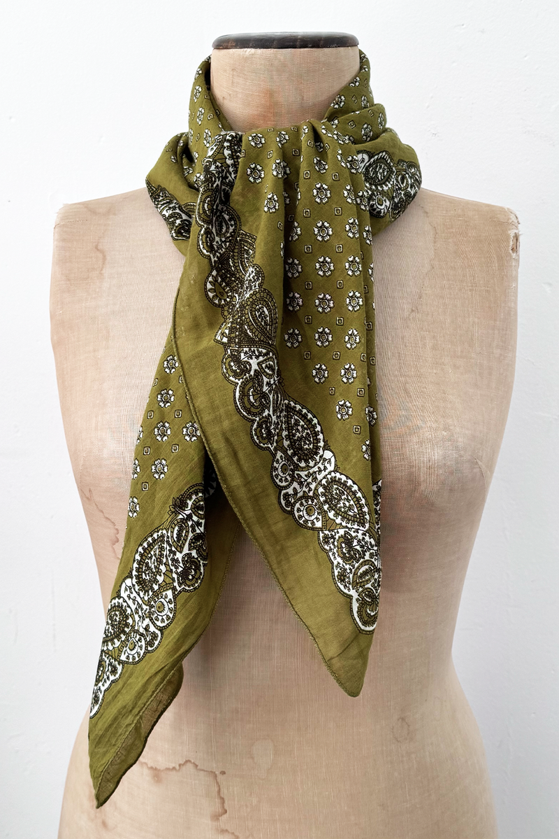 Moismont - Scarf No. 767