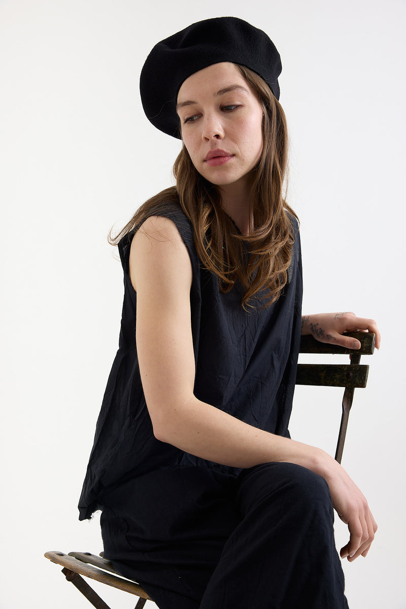 SCHA - Wool Beret Flying Duck Cut - Black