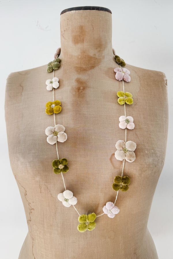 Sophie Digard - Fleur Petales Necklace - Velour