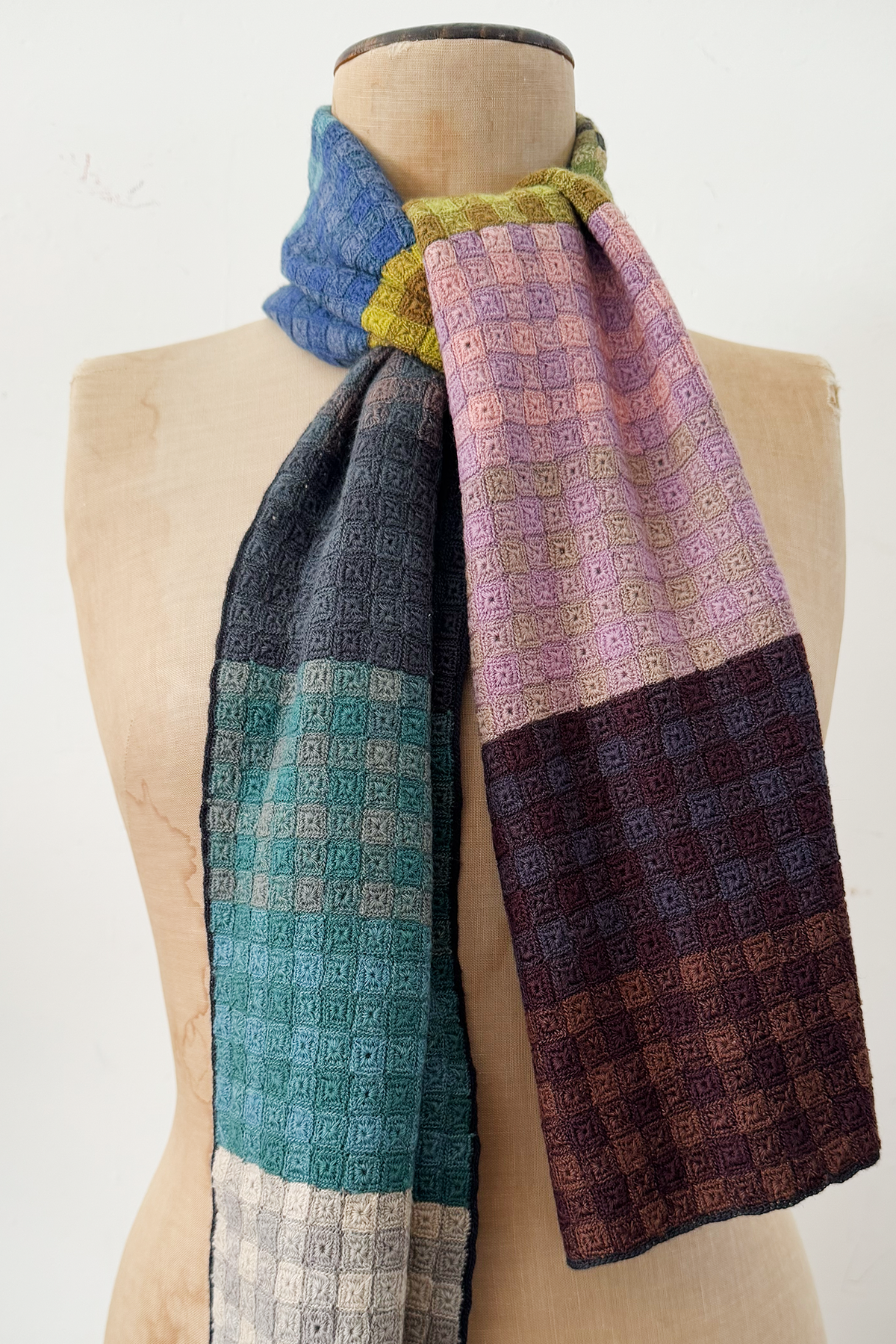 Sophie Digard - Large Wool Crocheted Scarf - Small Square