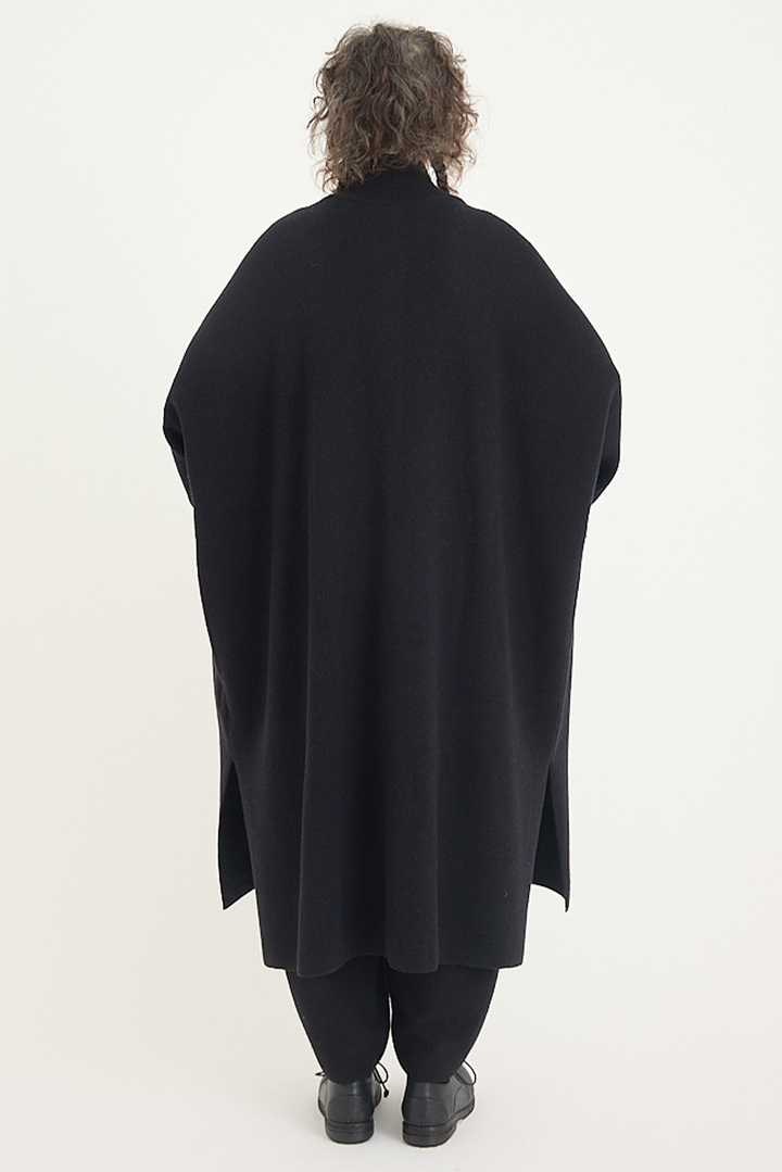 Freeman-B - Square Overcoat