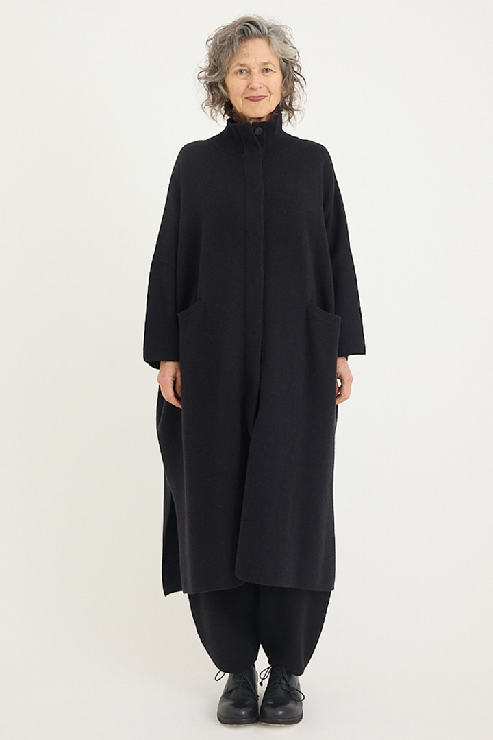 Freeman-B - Square Overcoat