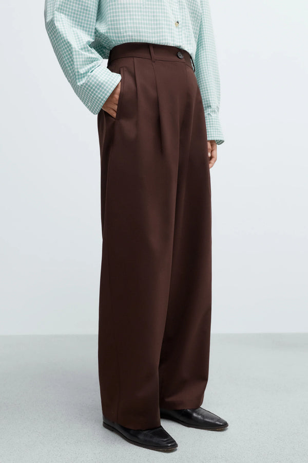 Cordera - Tailored Masculine Pants - Burgundy