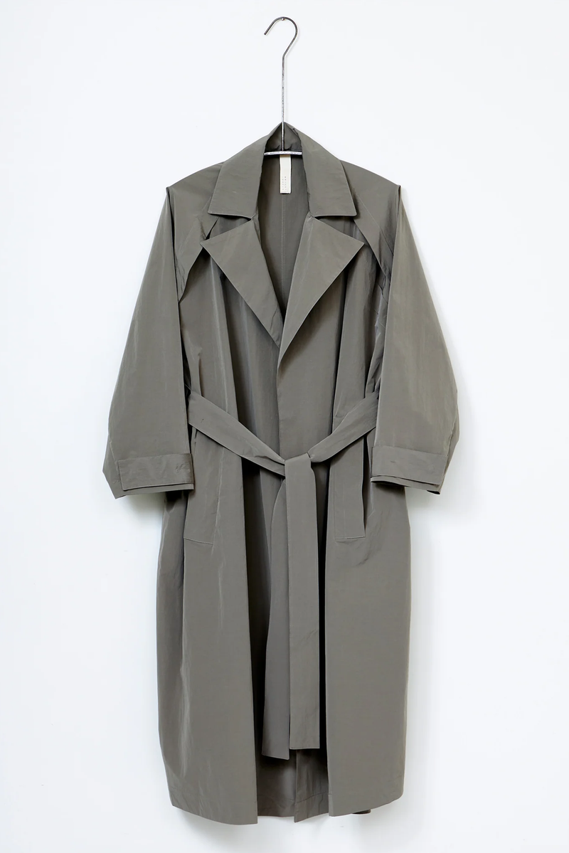Wright + Doyle - Belted Mac - Abalone