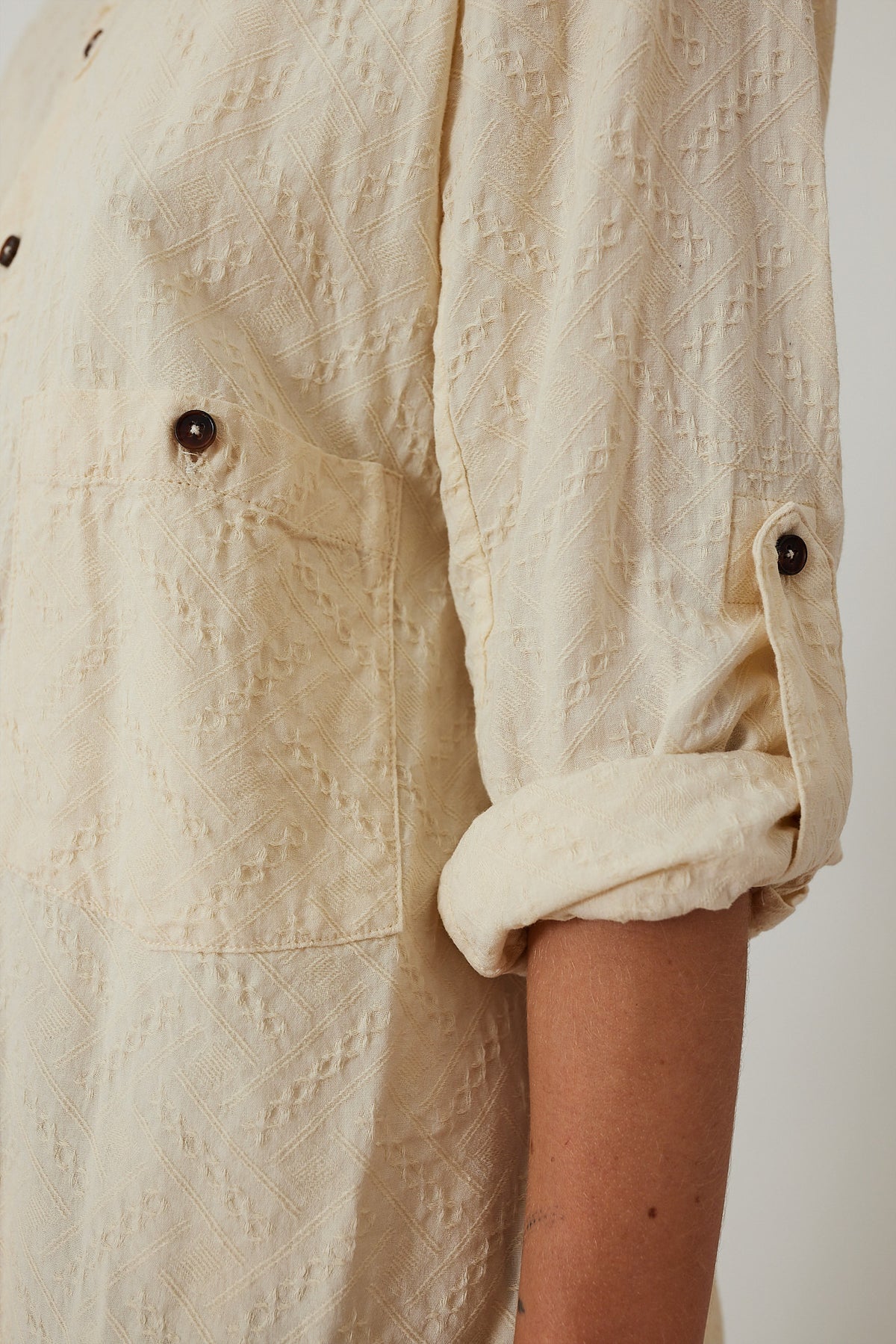 rennes — Aleksandr Manamïs | Slit Detail Top in Herbarium