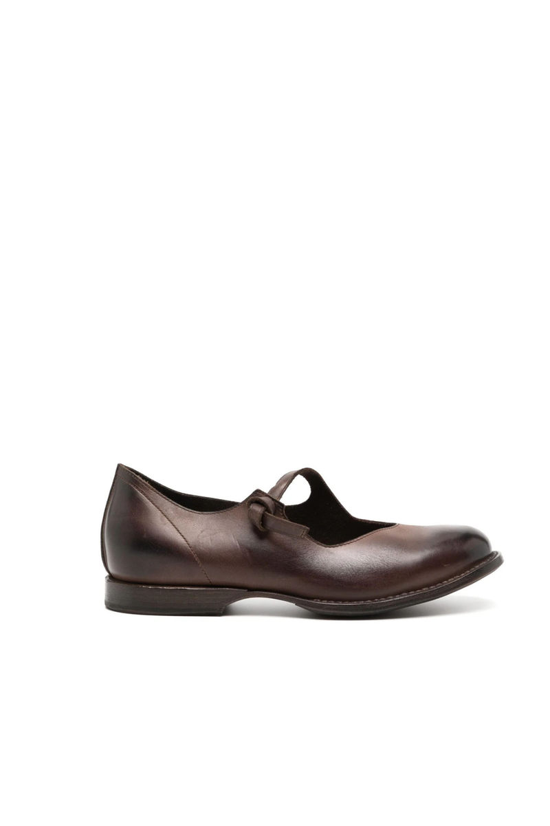 Aubergine pumps 2025